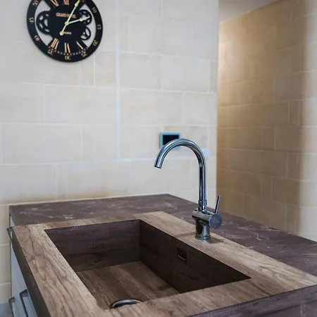 The Willows - Gozo Apartment *